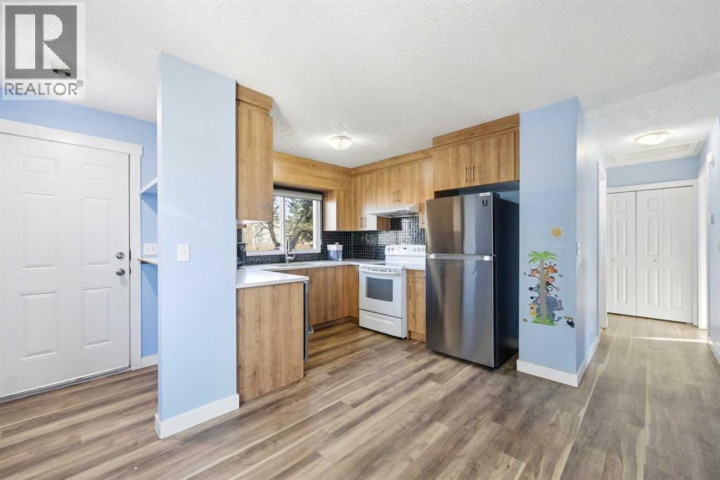 Single Family House Bi-level for Sale in  Falsby Road NE Falconridge Calgary 
