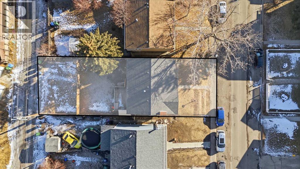 Single Family House Bi-level for Sale in  Falsby Road NE Falconridge Calgary 