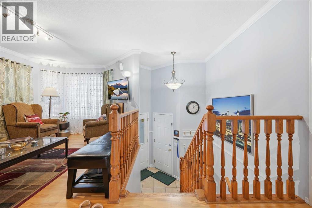 Single Family House Bi-level for Sale in  Saddlecreek Point NE Saddle Ridge Calgary 