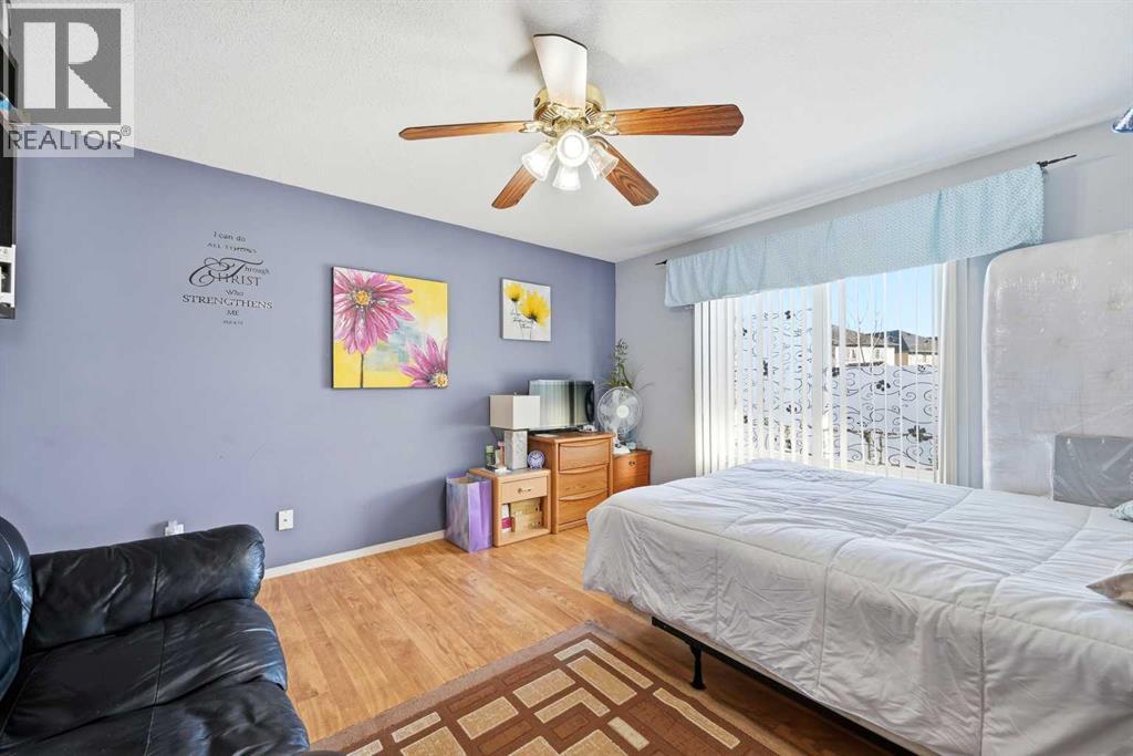 Single Family House Bi-level for Sale in  Saddlecreek Point NE Saddle Ridge Calgary 