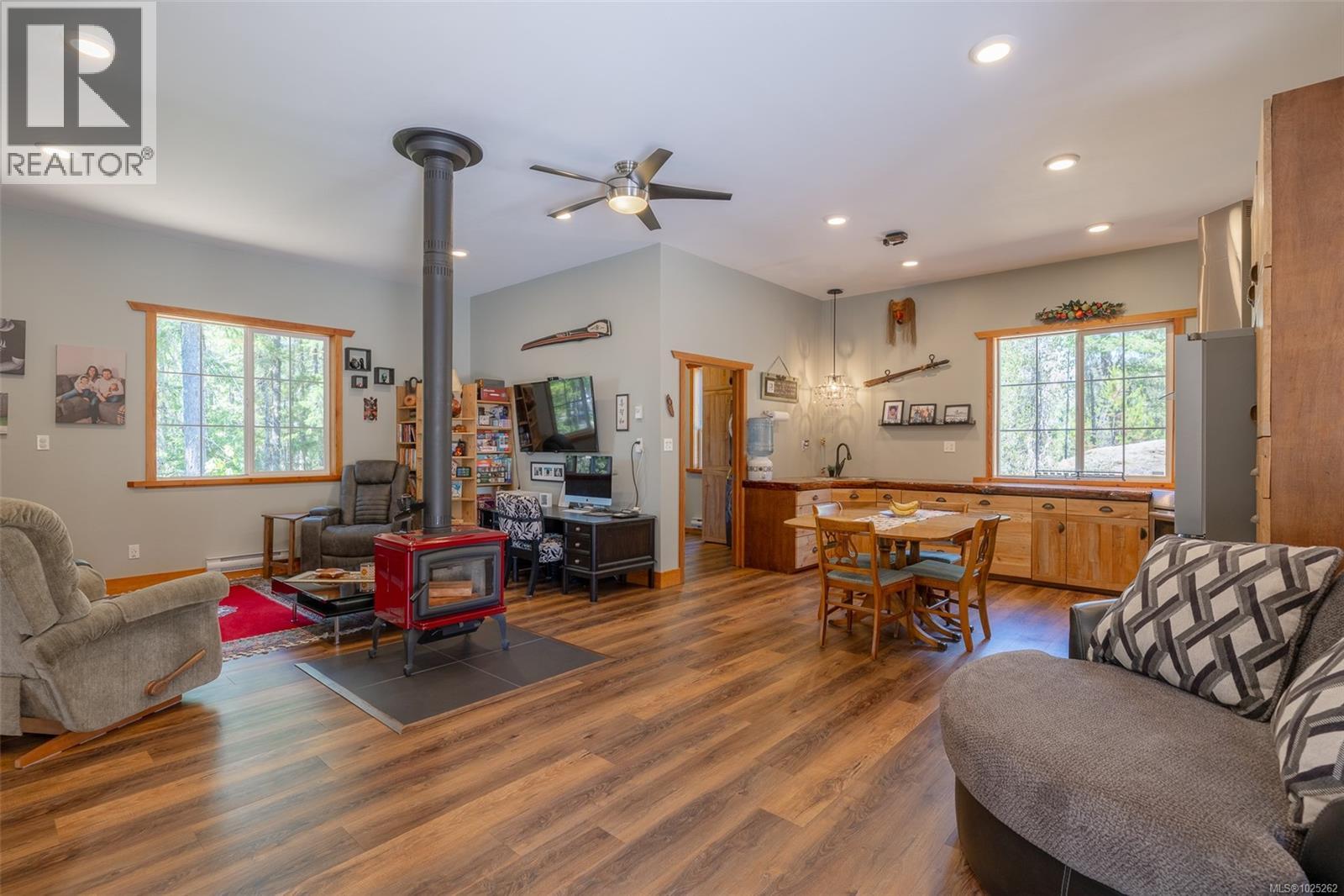 7800 Pacific Rim Hwy, Port Alberni