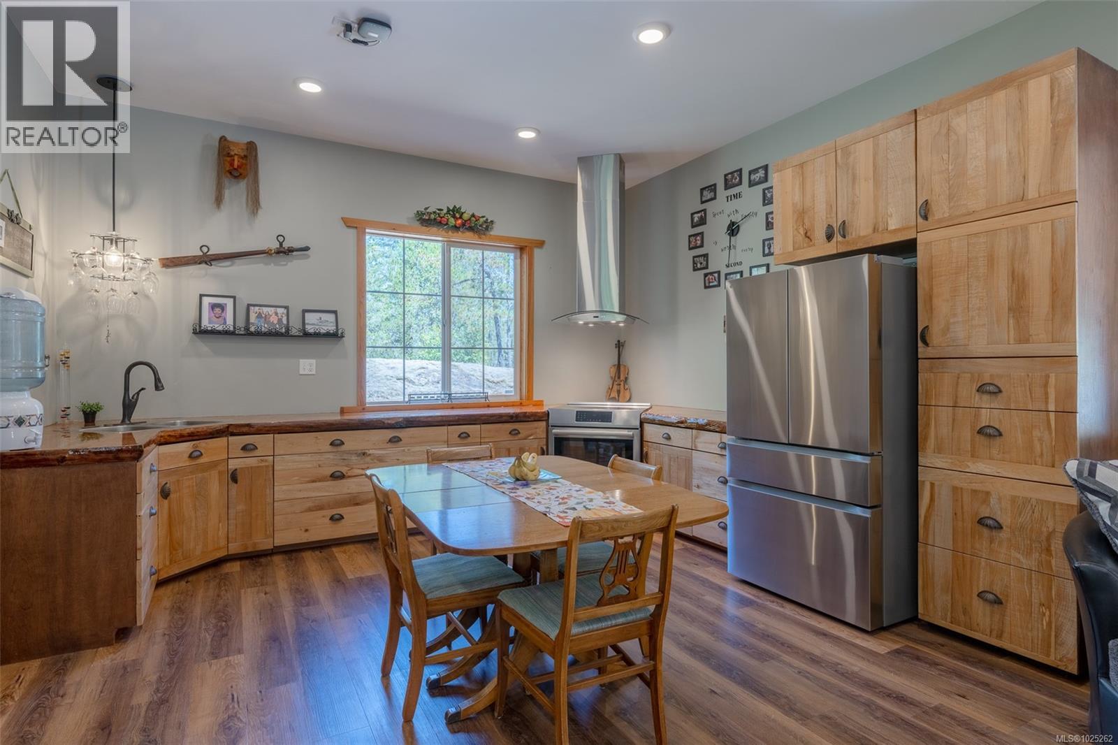 7800 Pacific Rim Hwy, Port Alberni