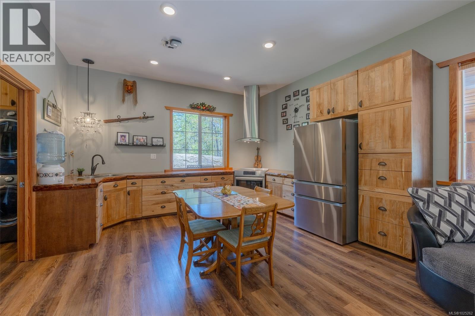 7800 Pacific Rim Hwy, Port Alberni