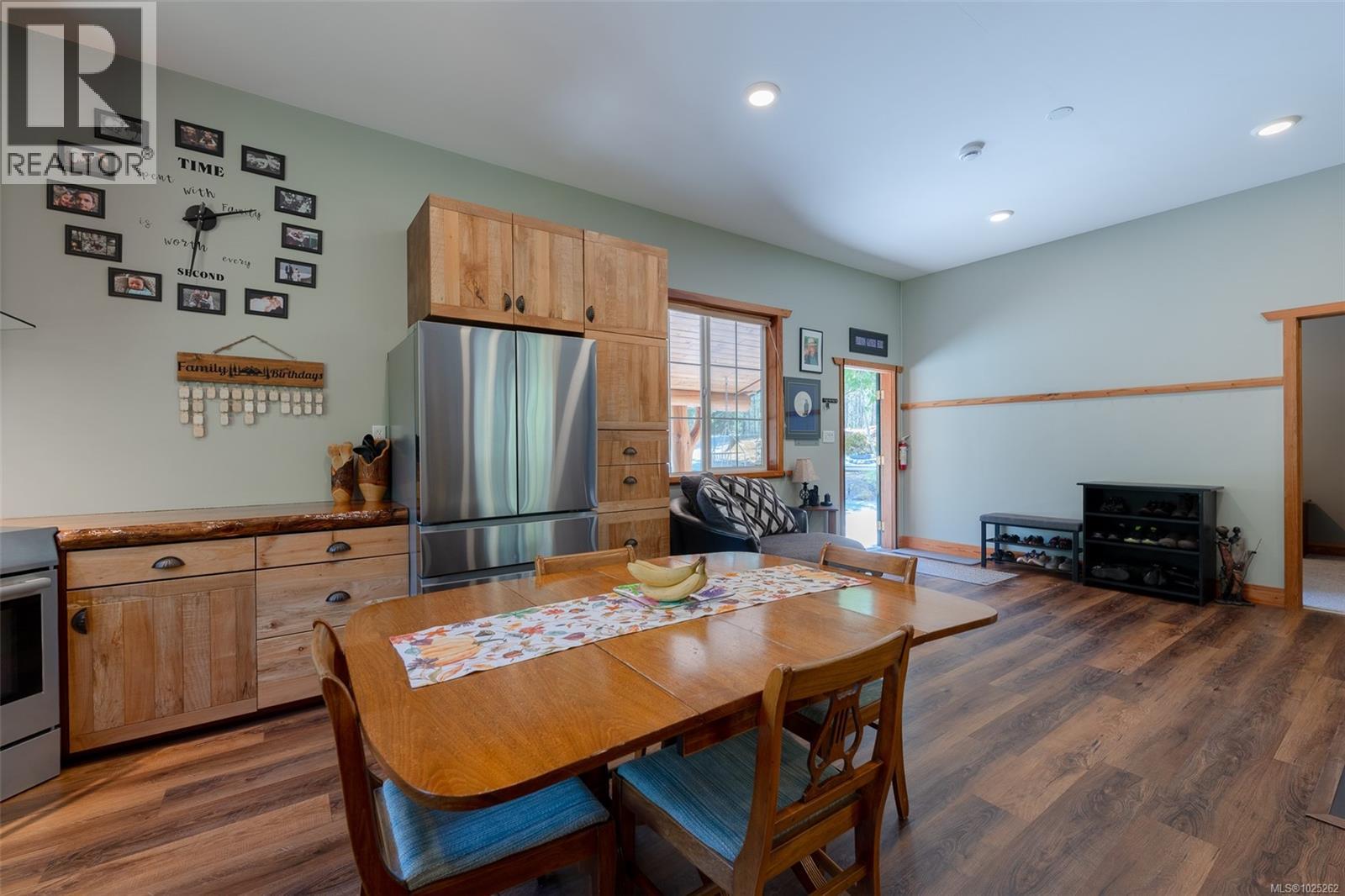 7800 Pacific Rim Hwy, Port Alberni