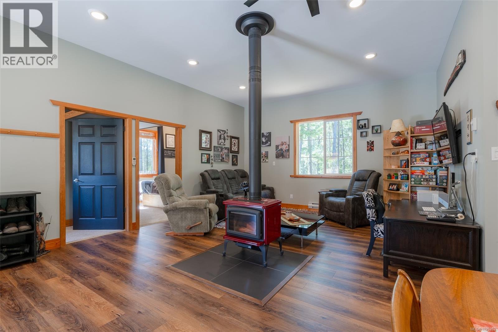 7800 Pacific Rim Hwy, Port Alberni