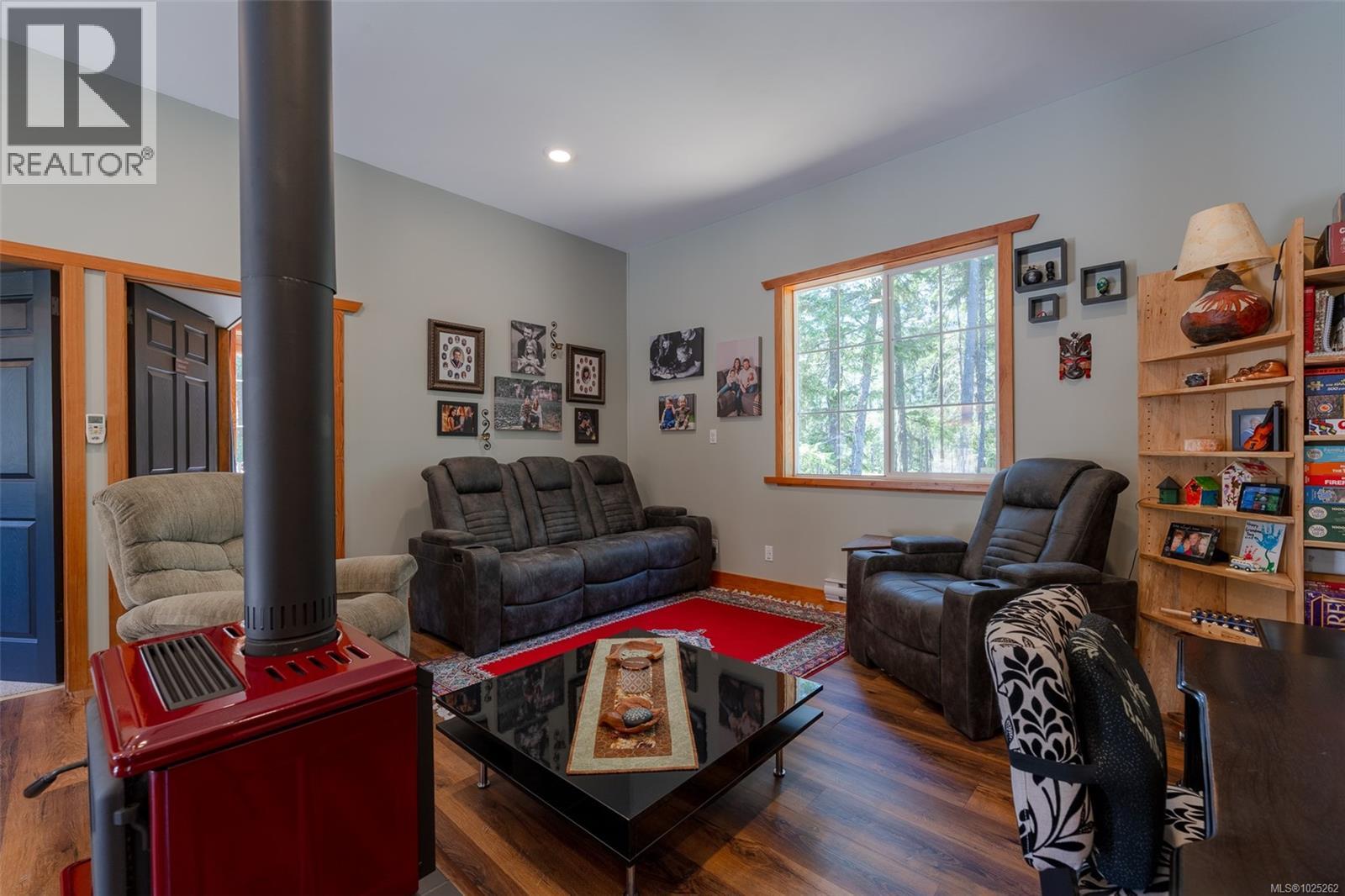 7800 Pacific Rim Hwy, Port Alberni