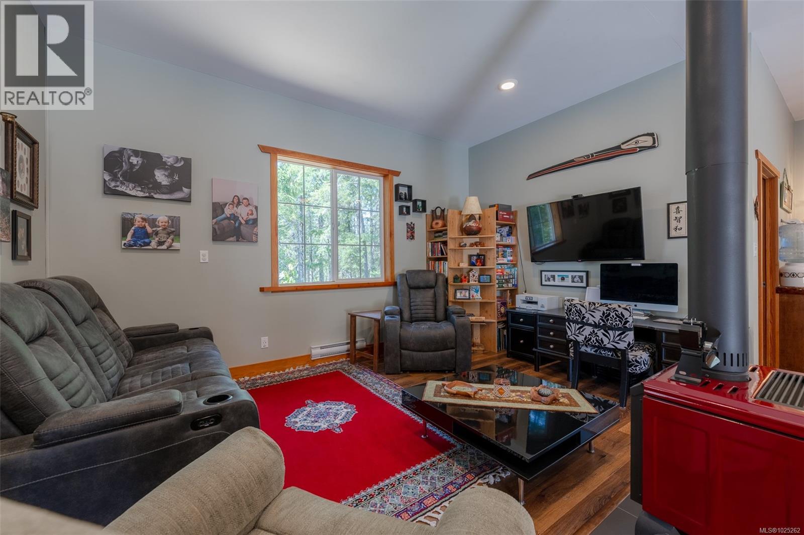 7800 Pacific Rim Hwy, Port Alberni