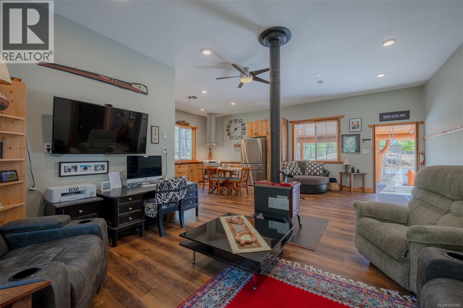 7800 Pacific Rim Hwy, Port Alberni