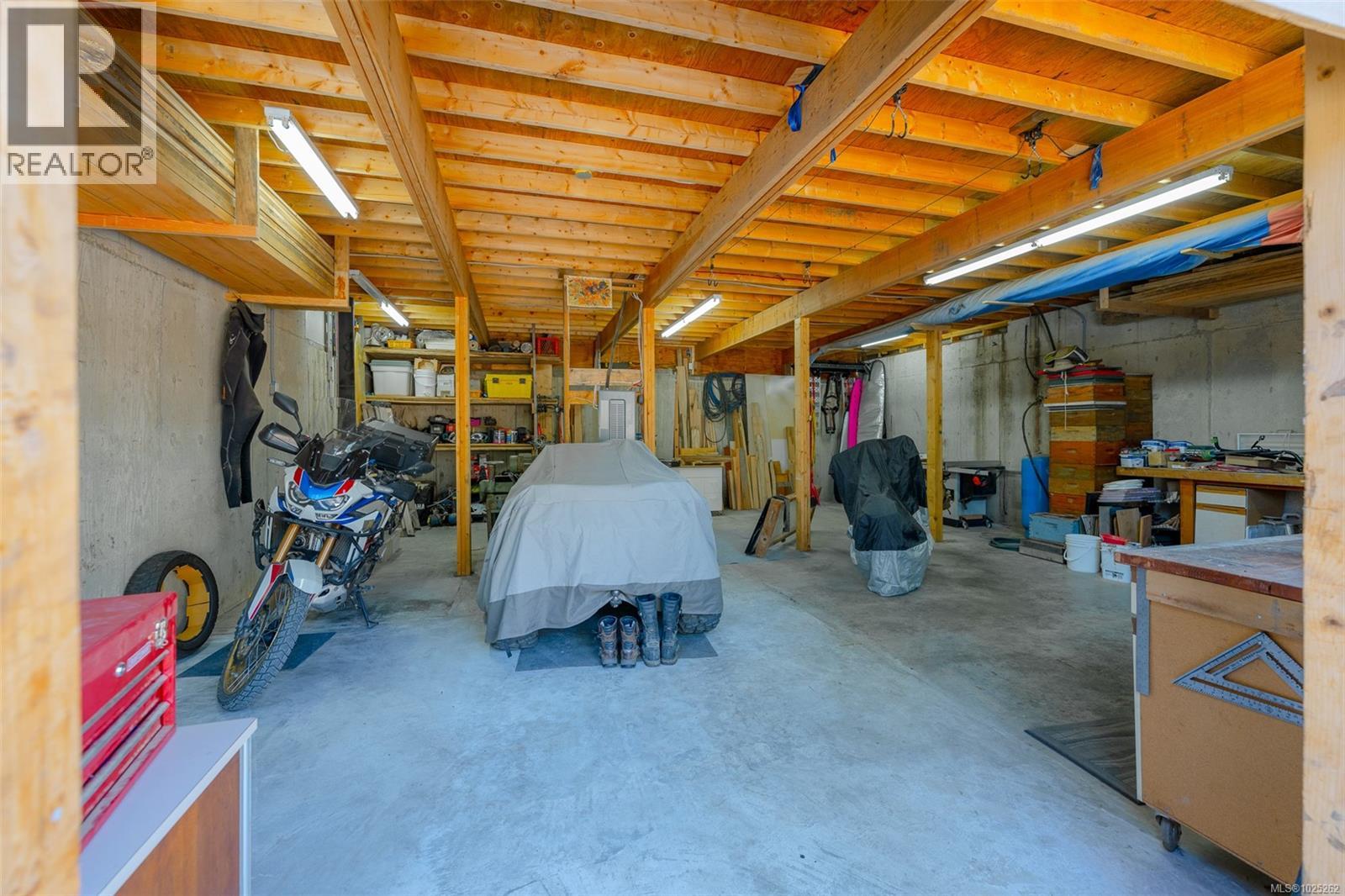 7800 Pacific Rim Hwy, Port Alberni