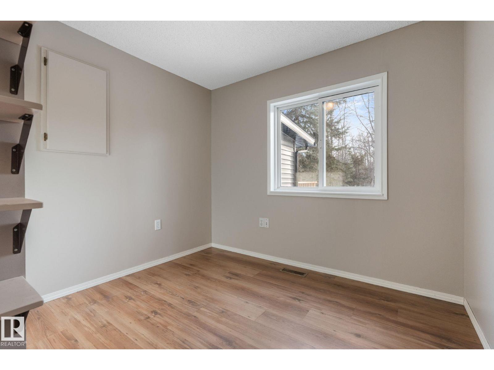 
          40 54126 RGE ROAD 30
            <br/>
            <span>Rural Lac Ste. Anne County</span>
            , 
            <span>AB</span>
             <span>T0E1V0</span>
         - Photo 23