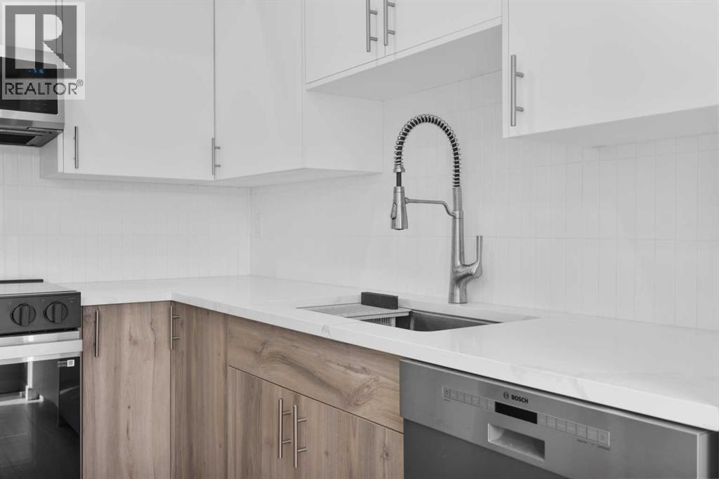 Single Family House for Sale in  Prominence View SW Patterson Calgary 