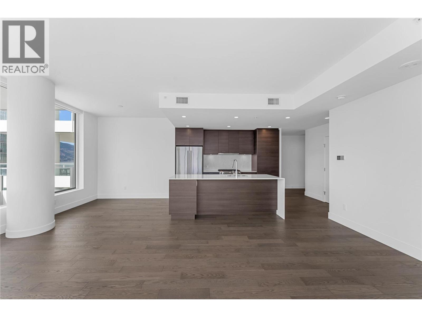 2205 1181 Sunset Drive, Kelowna