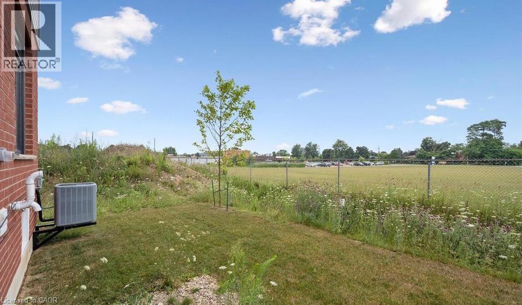 60 AYR MEADOWS Crescent - 27