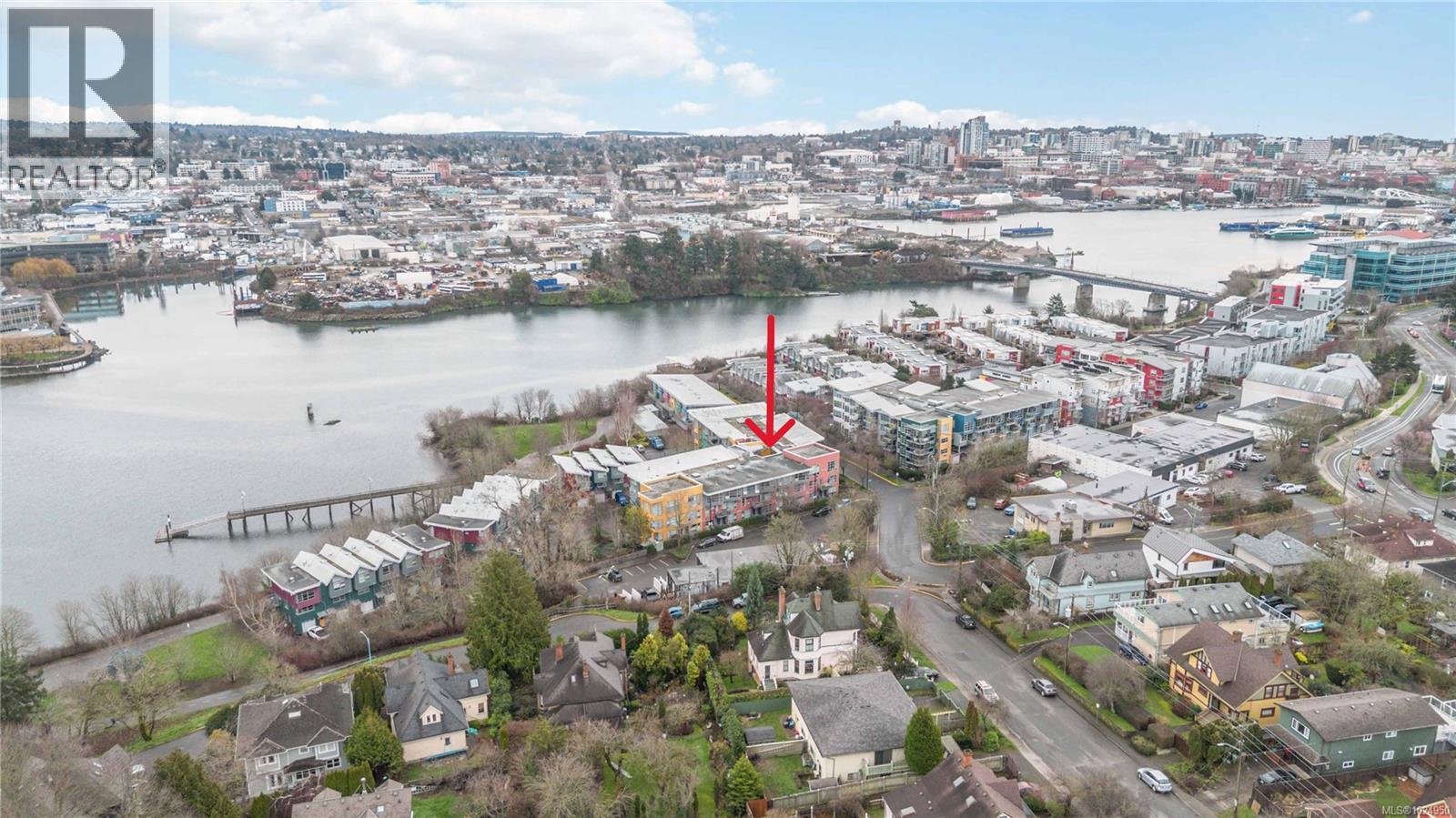 313 90 Regatta Landing, Victoria