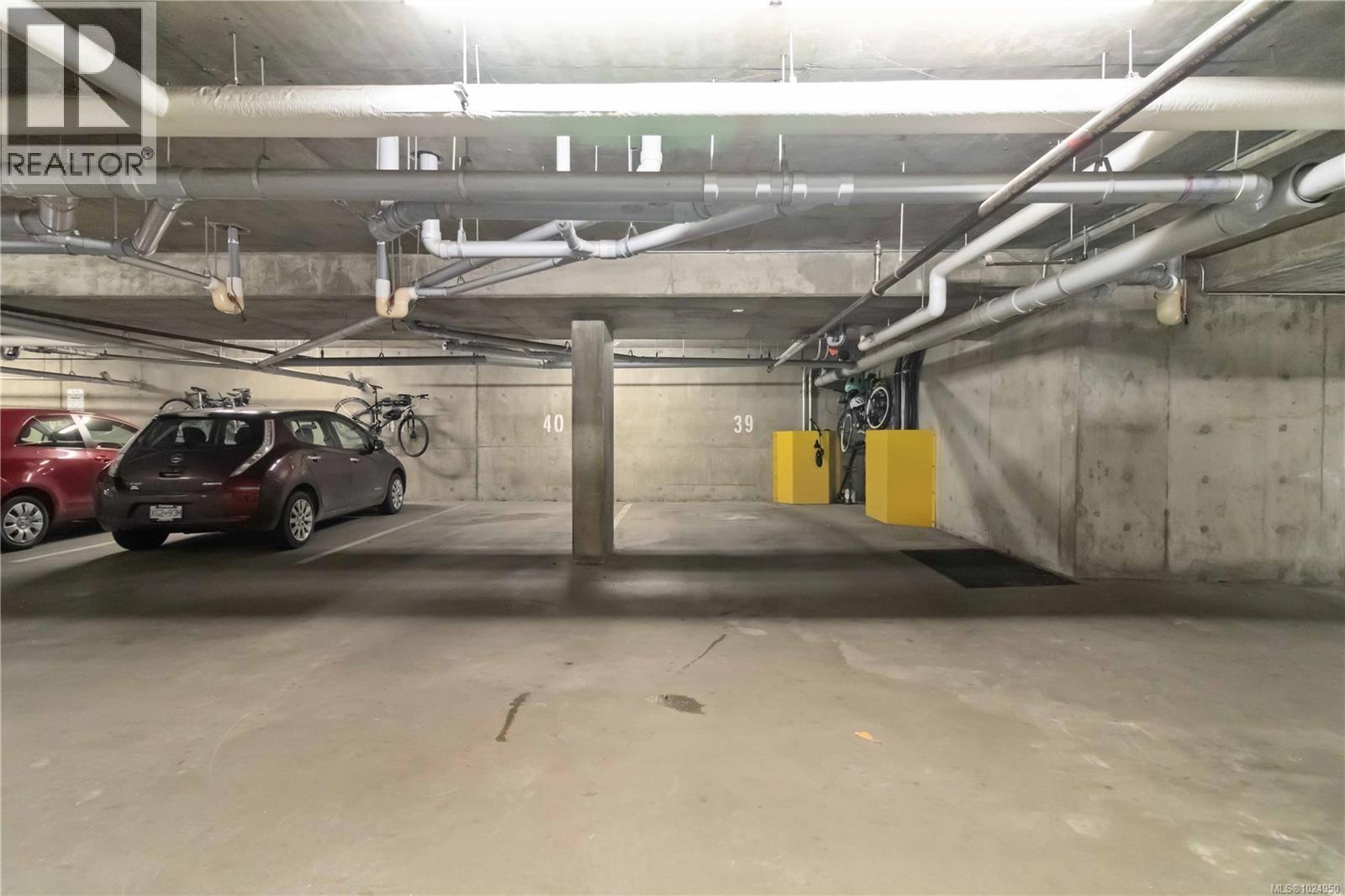 313 90 Regatta Landing, Victoria