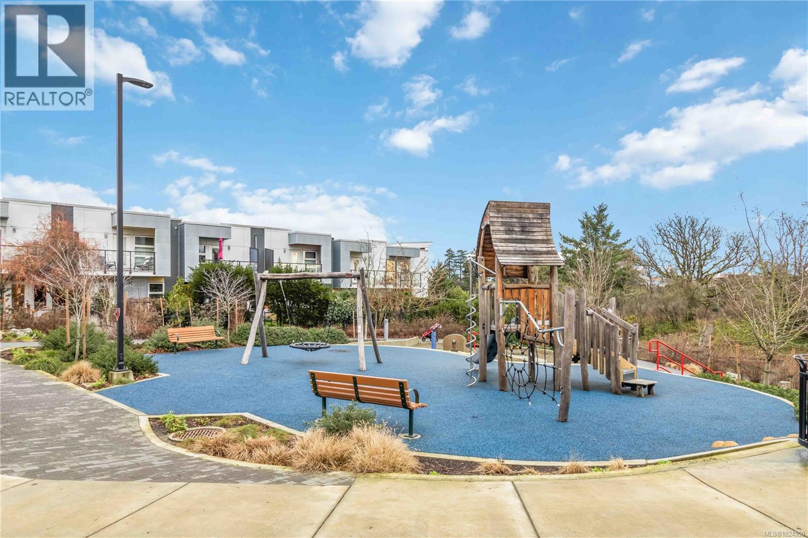 313 90 Regatta Landing, Victoria