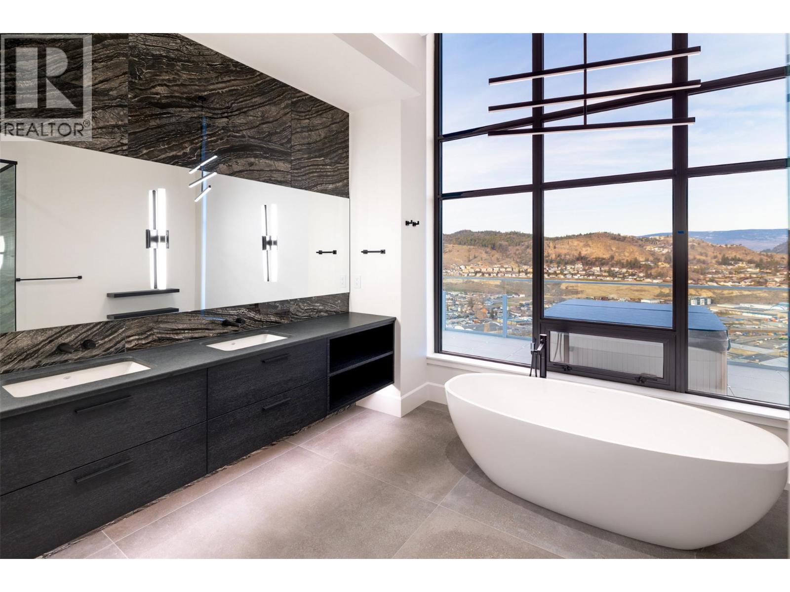 3601 1191 Sunset Drive, Kelowna