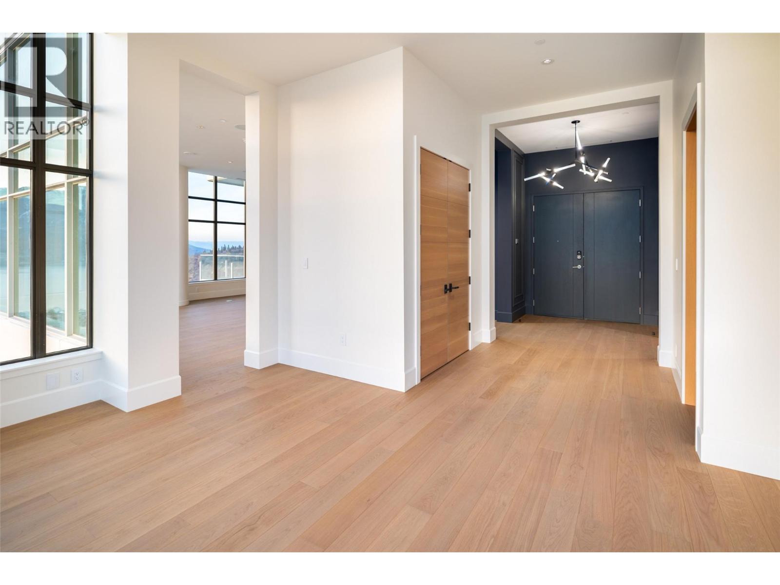 3601 1191 Sunset Drive, Kelowna