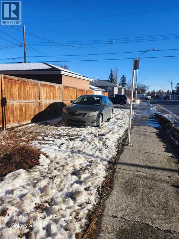 3680 26 Avenue SW - Photo 2 of 33, Calgary, Alberta