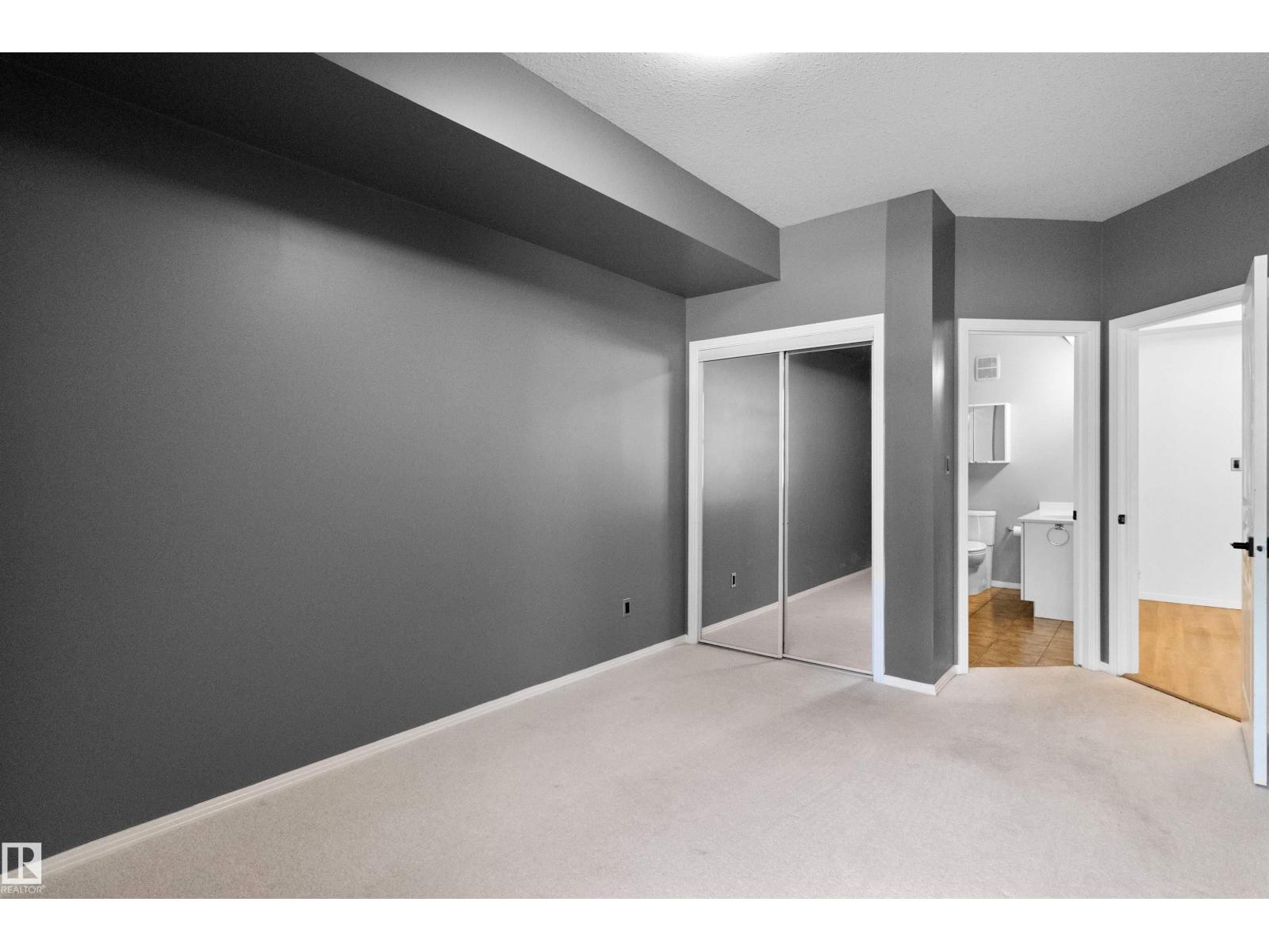 #110 9804 101 ST NW, Edmonton