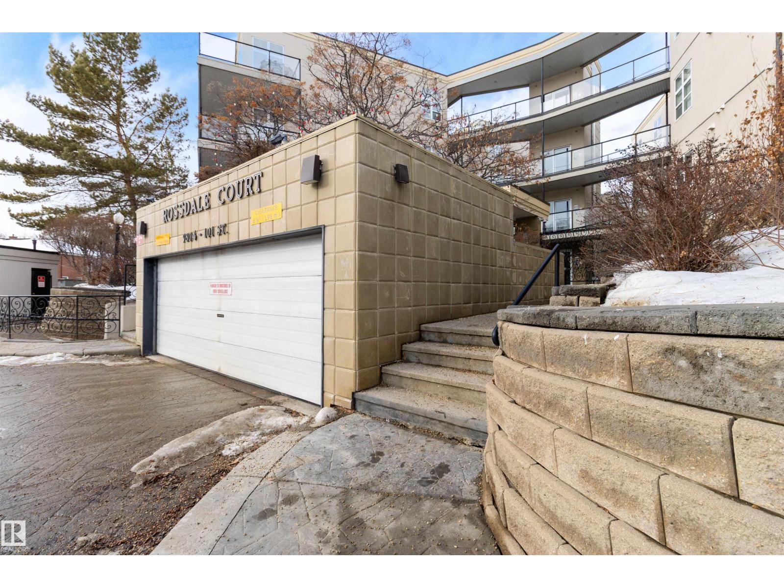 #110 9804 101 ST NW, Edmonton