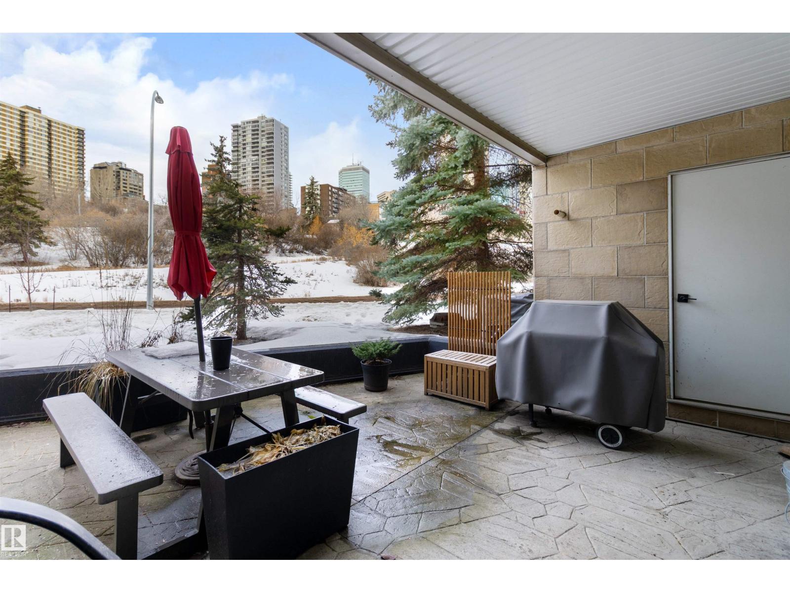 #110 9804 101 ST NW, Edmonton