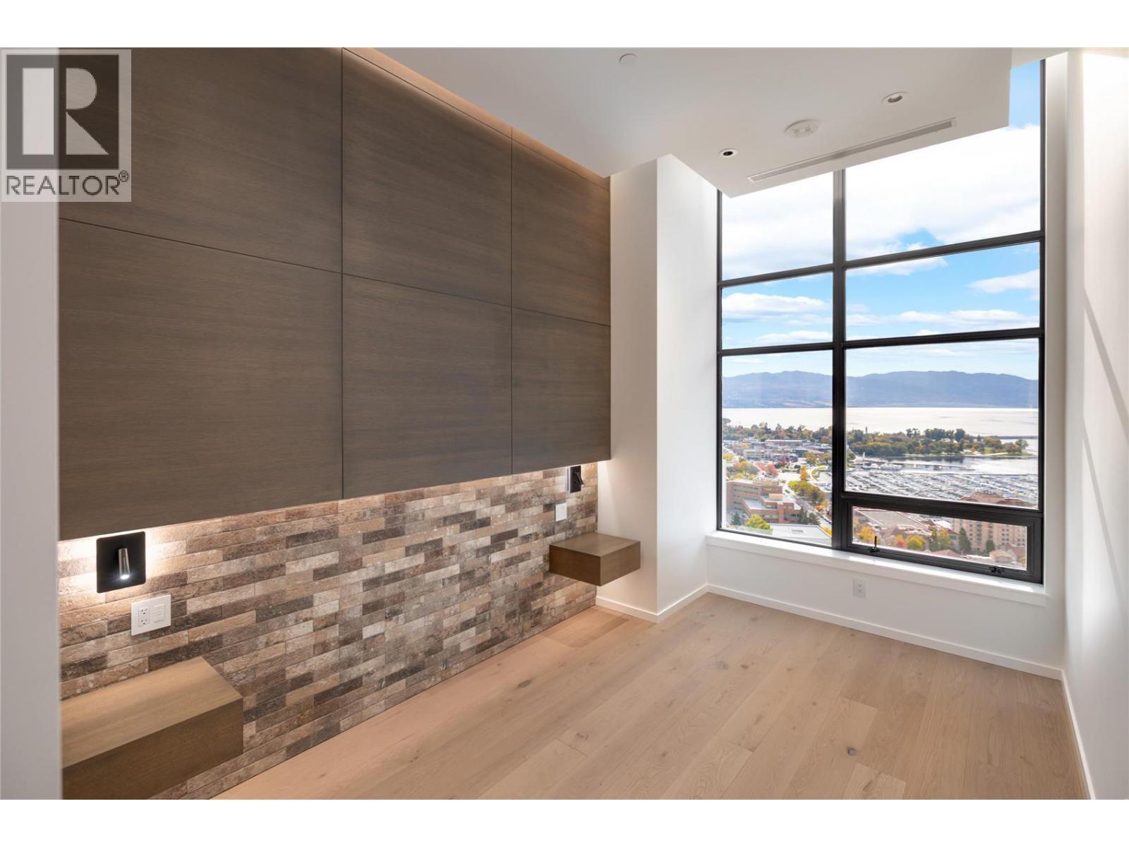 2902 1181 Sunset Drive, Kelowna