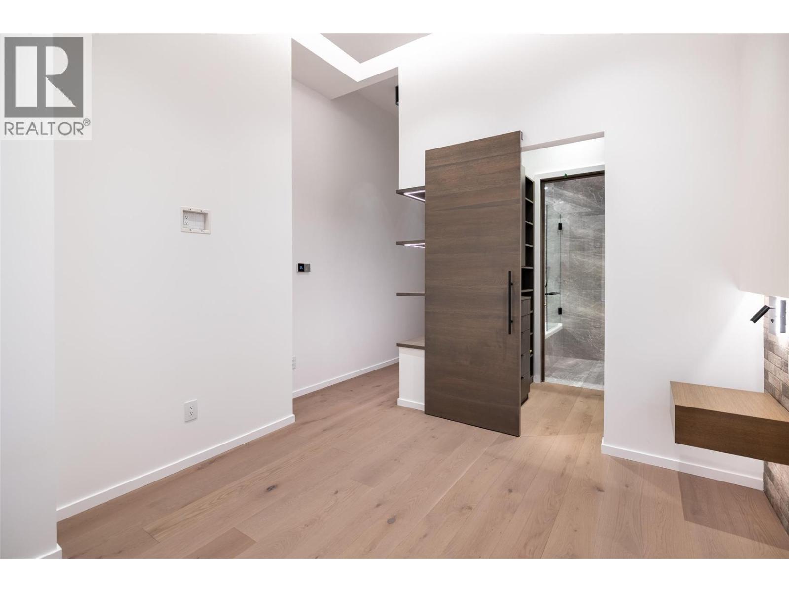 2902 1181 Sunset Drive, Kelowna