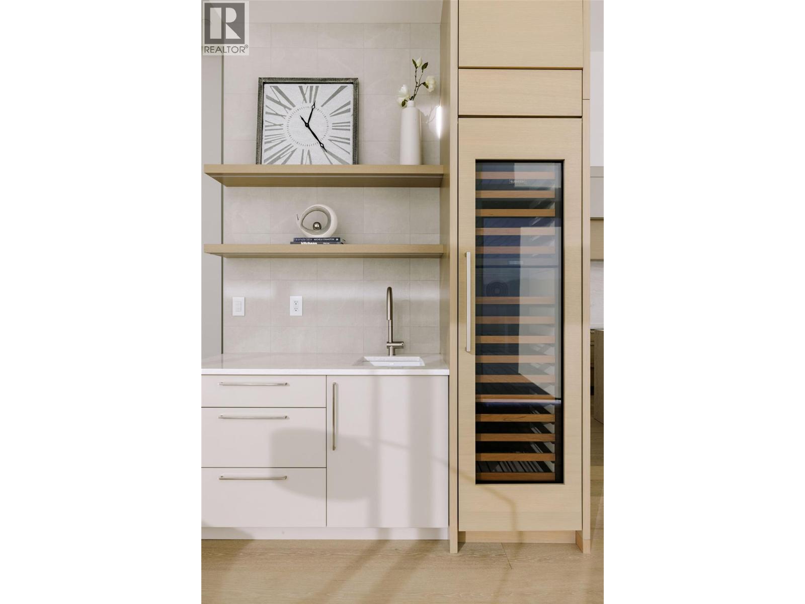 2901 1181 Sunset Drive, Kelowna