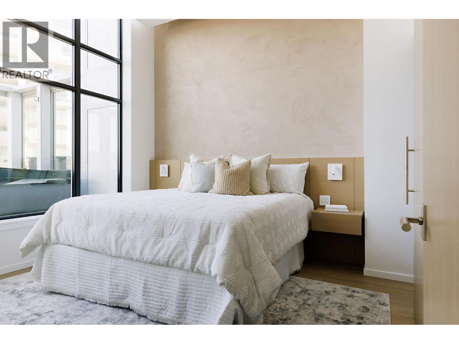 2901 1181 Sunset Drive, Kelowna