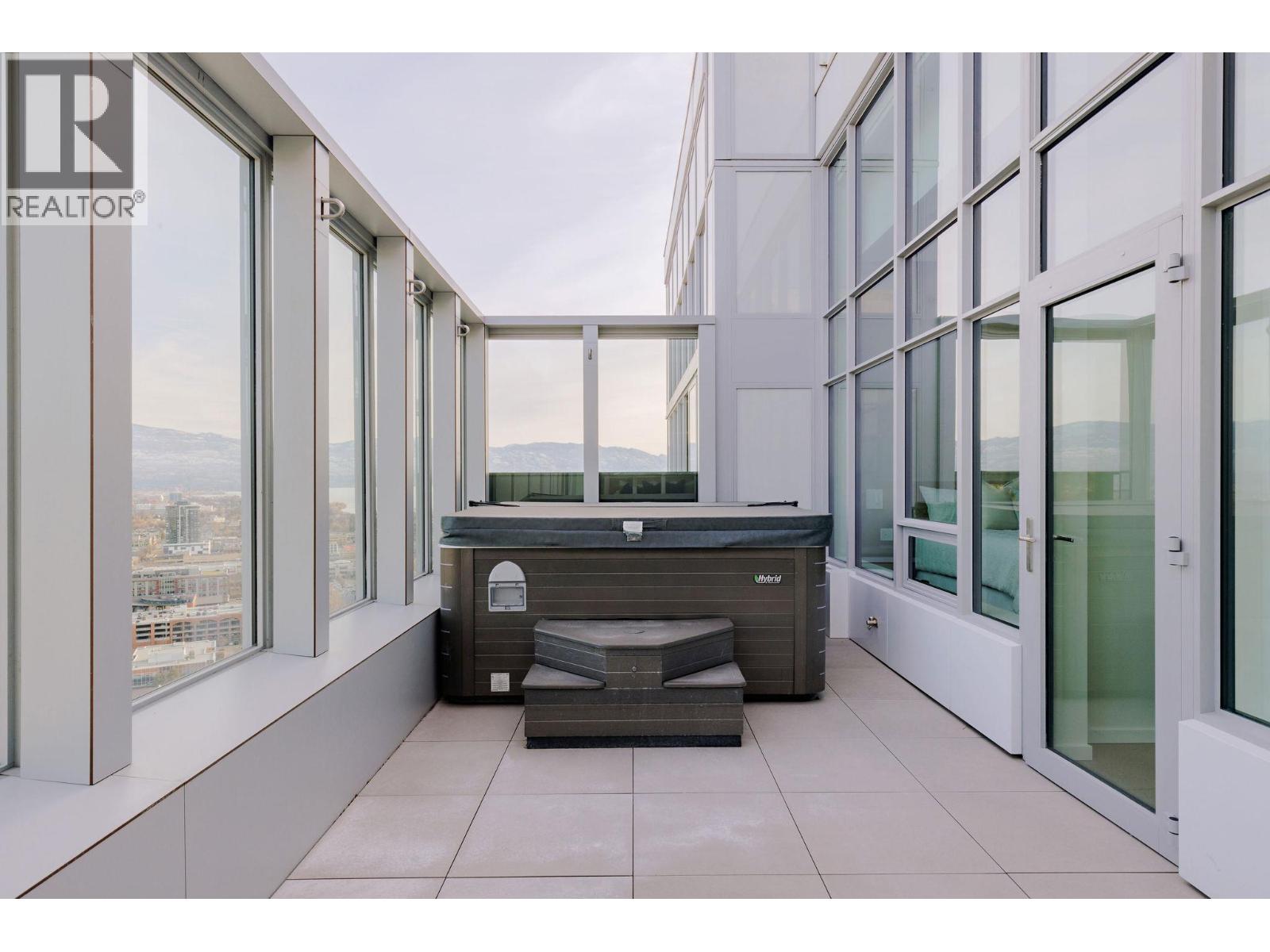 2901 1181 Sunset Drive, Kelowna