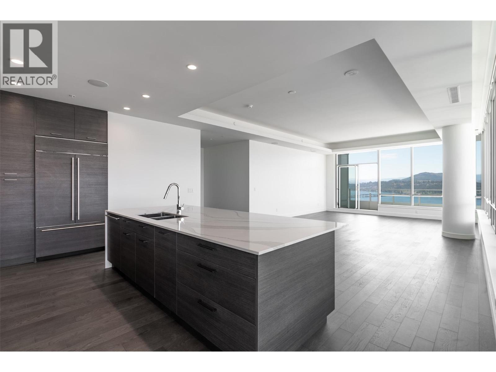 2703 1181 Sunset Drive, Kelowna