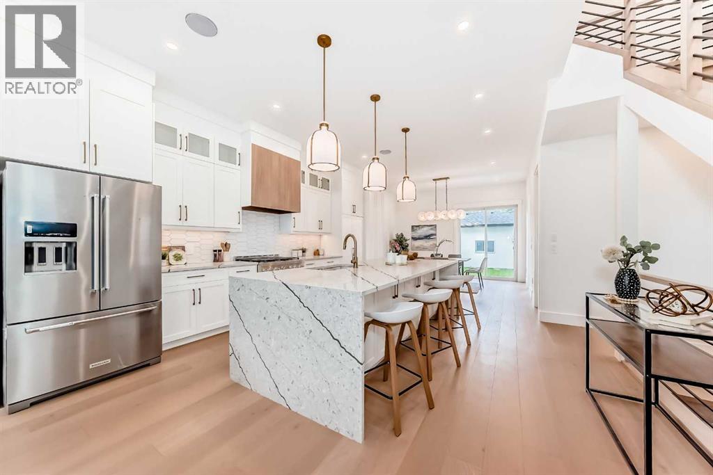 Single Family House for Sale in   Avenue SW North Glenmore Park Calgary 