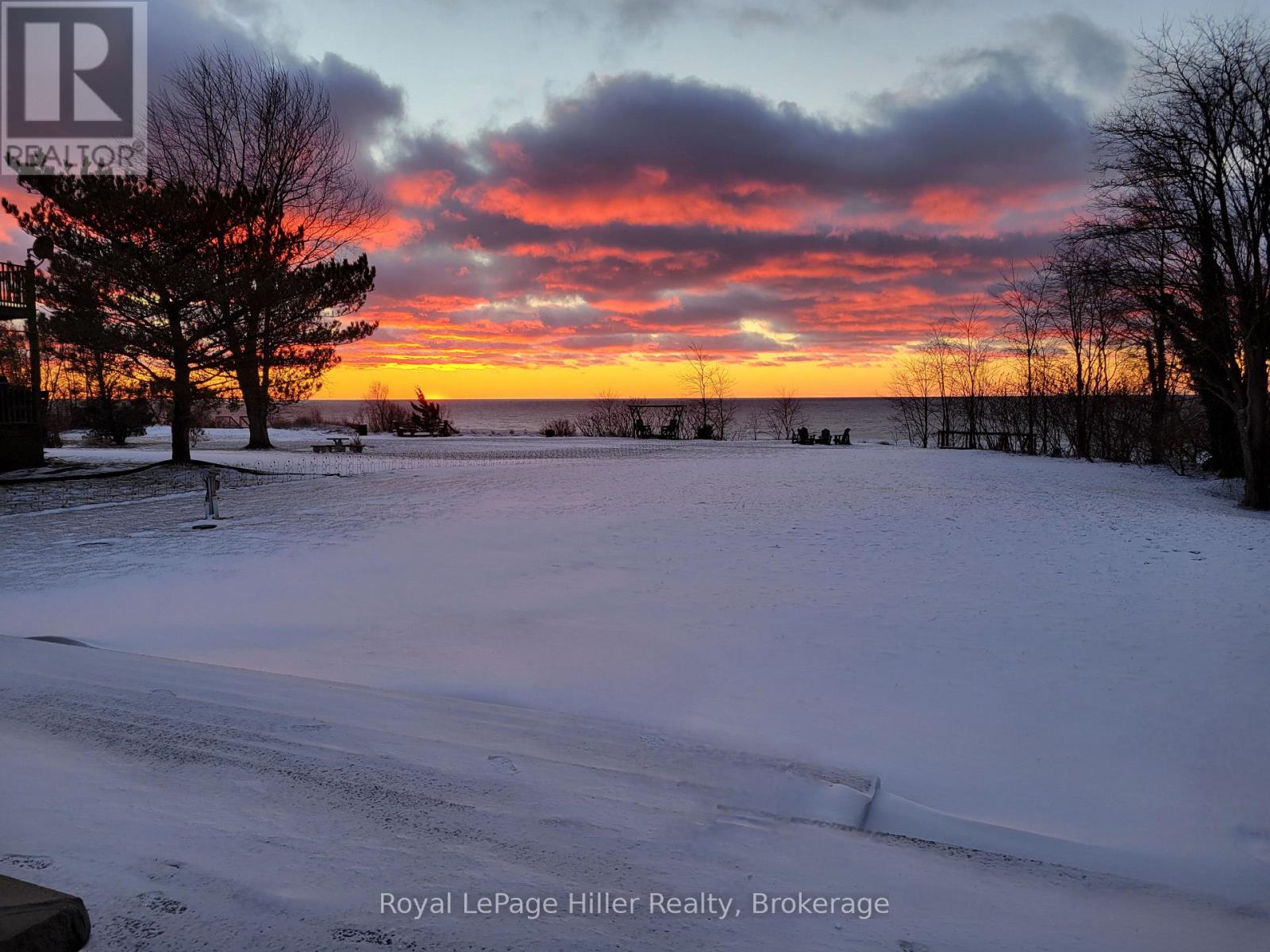 72431 BLUEWATER HIGHWAY - 47