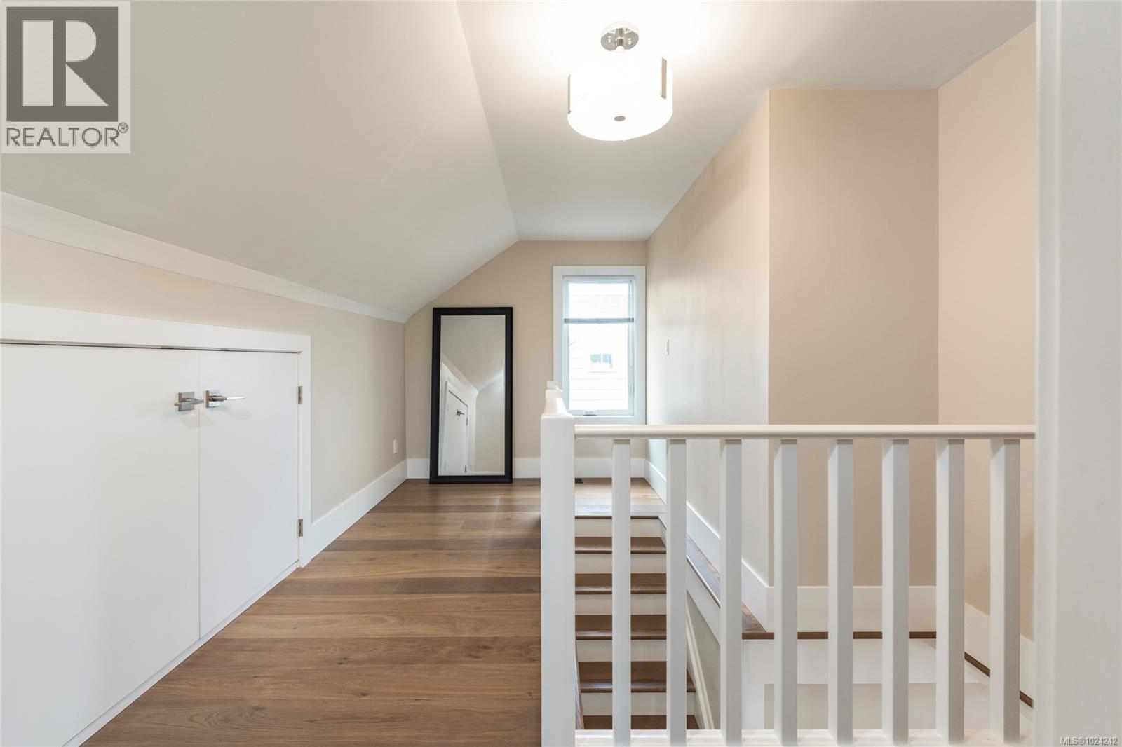  2051 Hampshire Road, Oak Bay