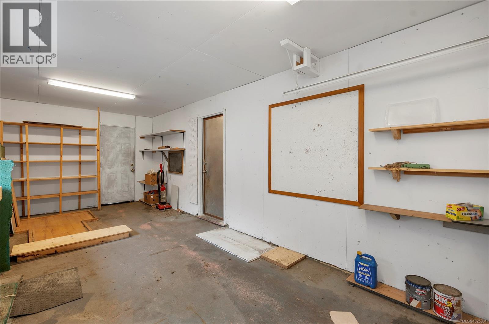 431 Macmillan Dr - 33