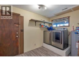 431 Macmillan Dr, Sayward, BC V0P1R0 Photo 22