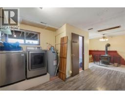 431 Macmillan Dr, Sayward, BC V0P1R0 Photo 26