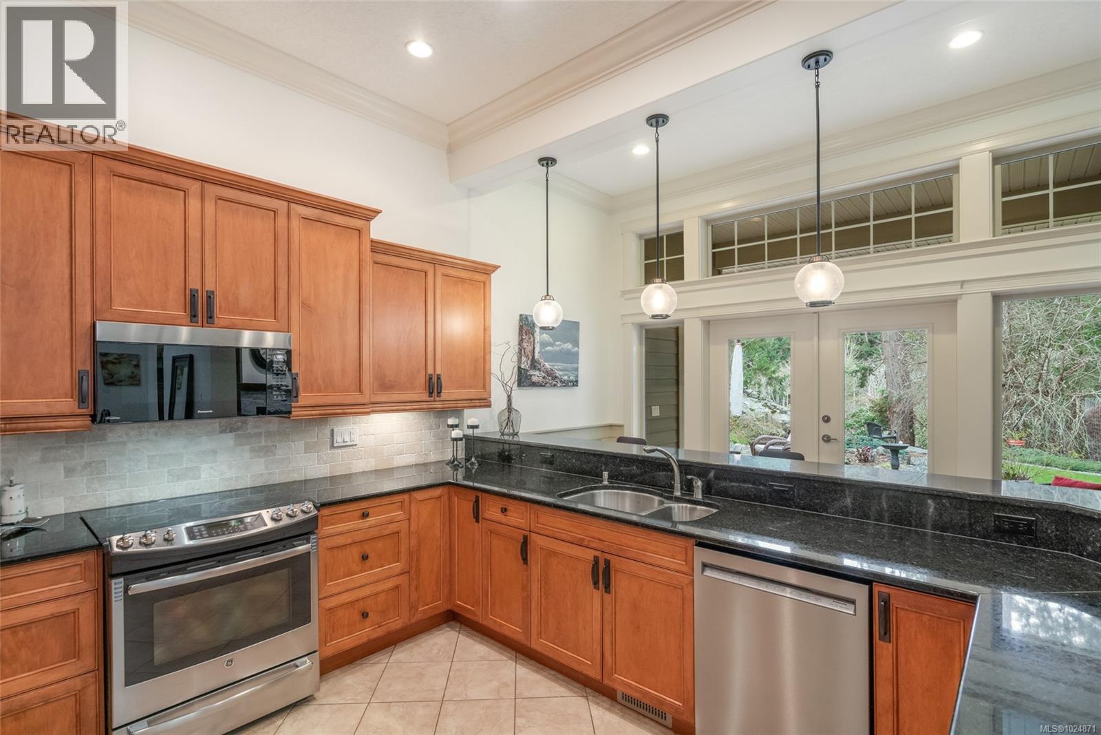 3284 Renwick Pl, Nanoose Bay