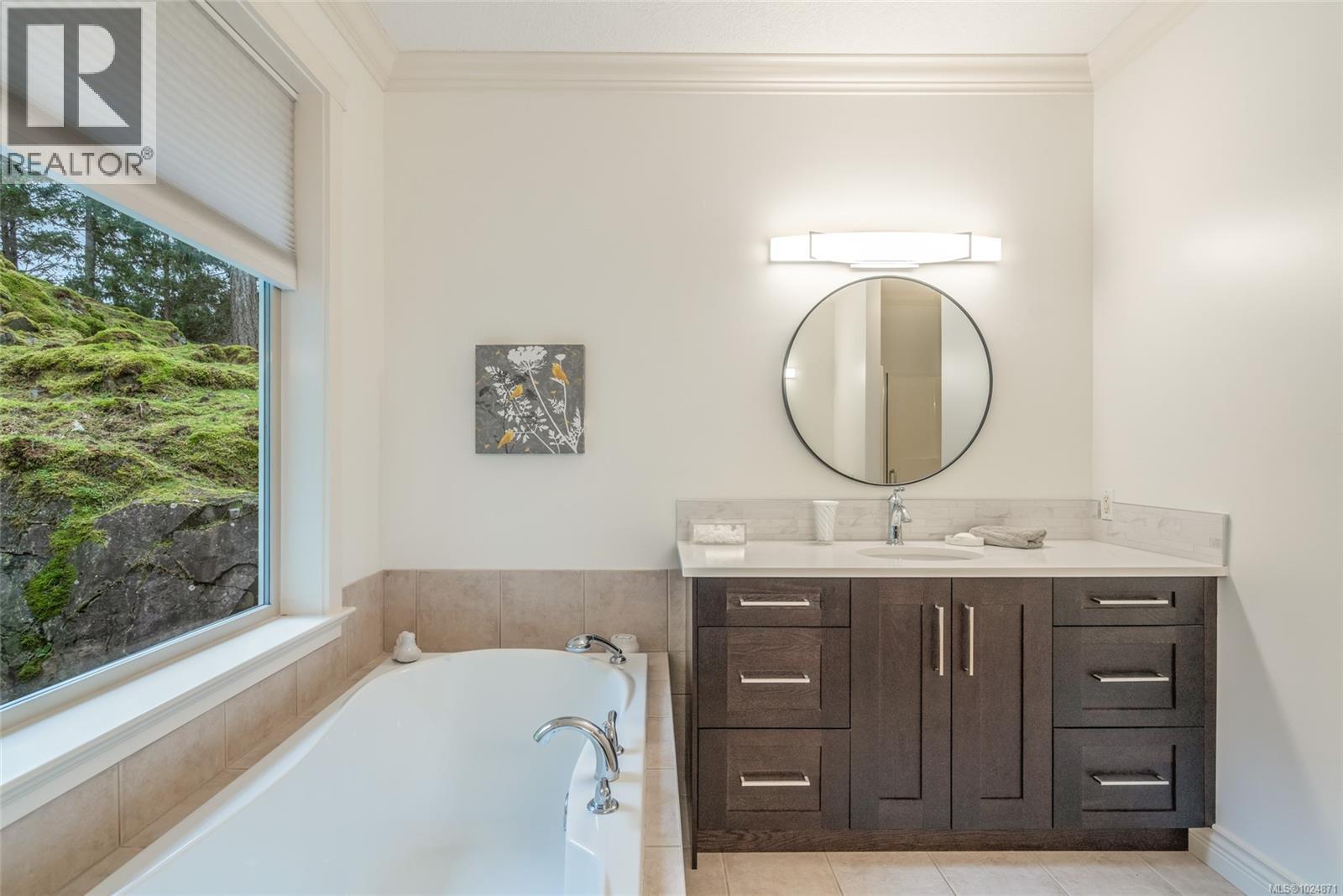 3284 Renwick Pl, Nanoose Bay