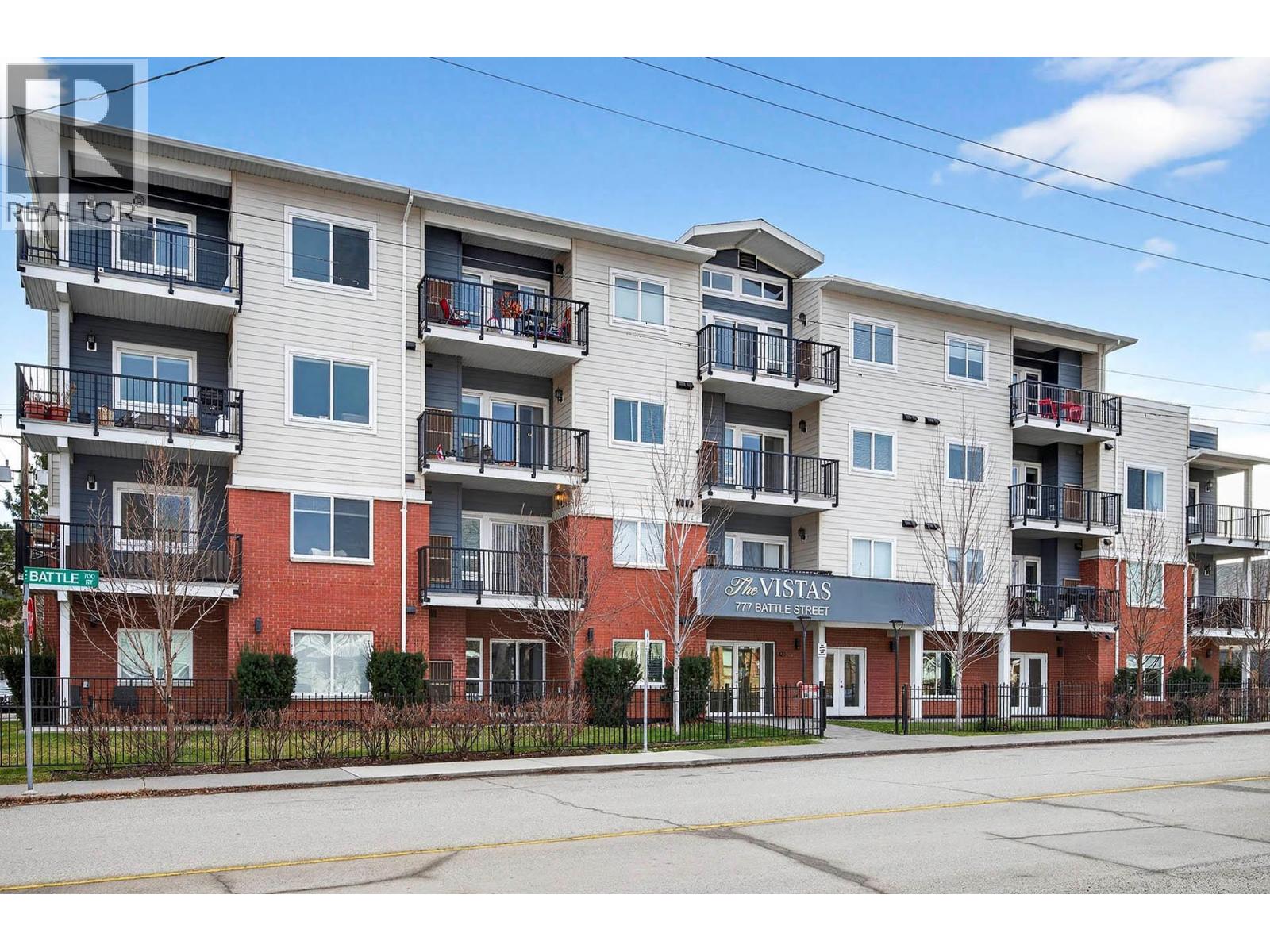 #207 777 BATTLE STREET - Image 2