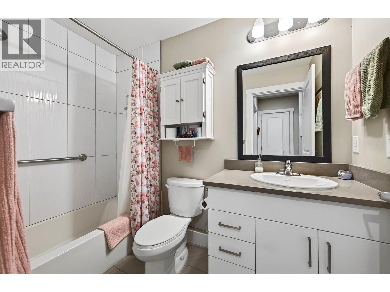 #207 777 BATTLE STREET - 25