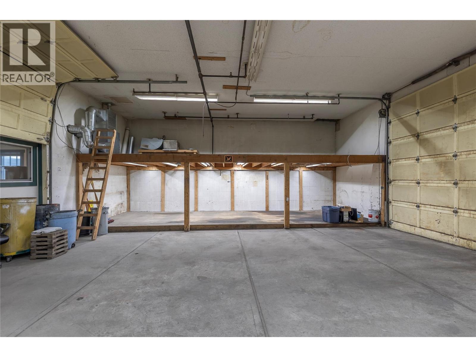  6248 Pleasant Valley Road, Vernon