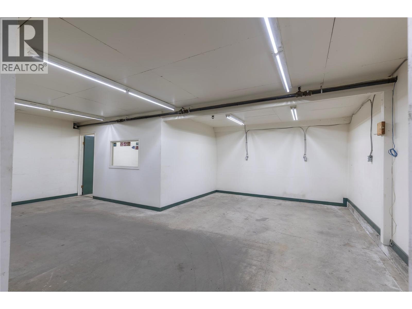  6248 Pleasant Valley Road, Vernon