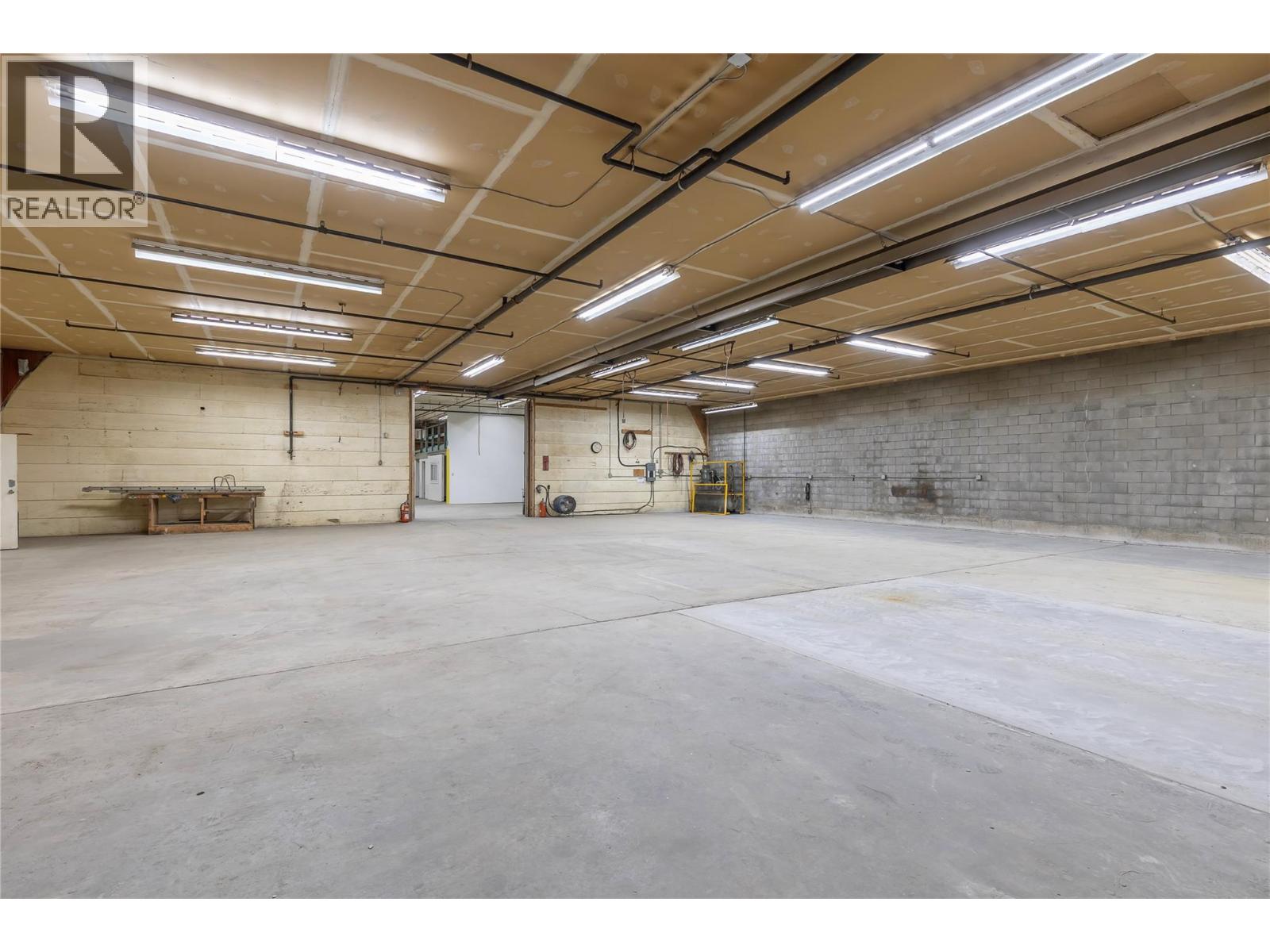  6248 Pleasant Valley Road, Vernon