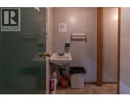 6248 Pleasant Valley Road, Vernon, BC V1B3R3 Photo 33