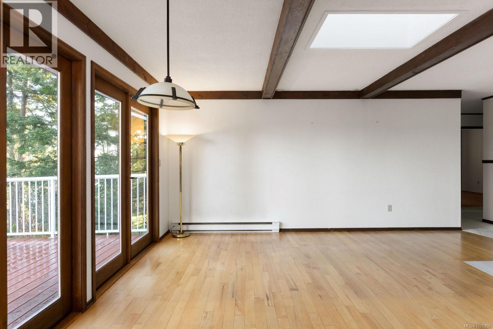 1678 LANDS END RD - 10