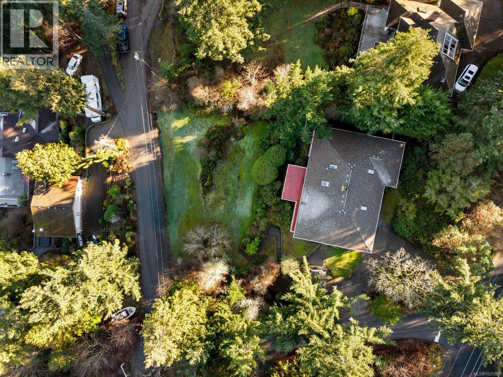 1678 LANDS END RD - 35