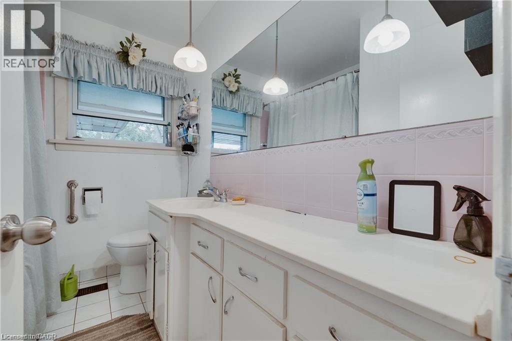 189 GATEWOOD ROAD - 16