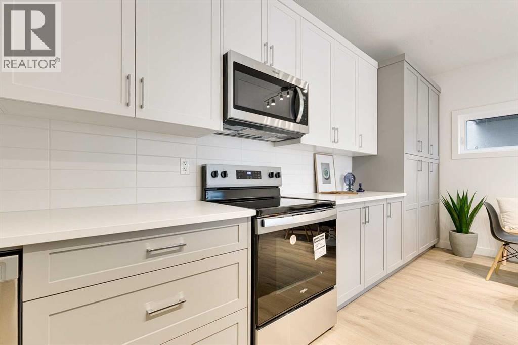 Single Family House for Sale in    Avenue NW Montgomery Calgary 